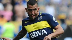 Carlos Tevez defendiendo la camiseta de Boca.