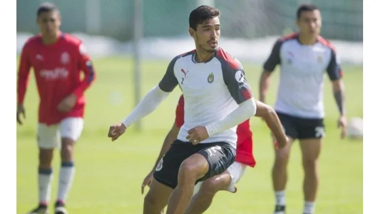 UN PASO ATRÁS. Oswaldo Alanís entrenó con la Segunda División de Chivas.