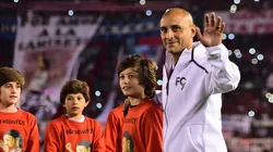 Ledesma en la despedida de Cavenaghi.