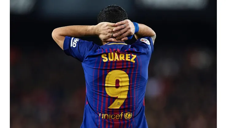 Suárez reclamó que el balón entró.