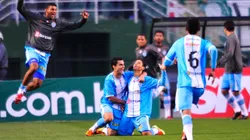 ¡MUY BUENA! Las camisetas tradicionales del club serán reemplazadas por las conmemorativas.