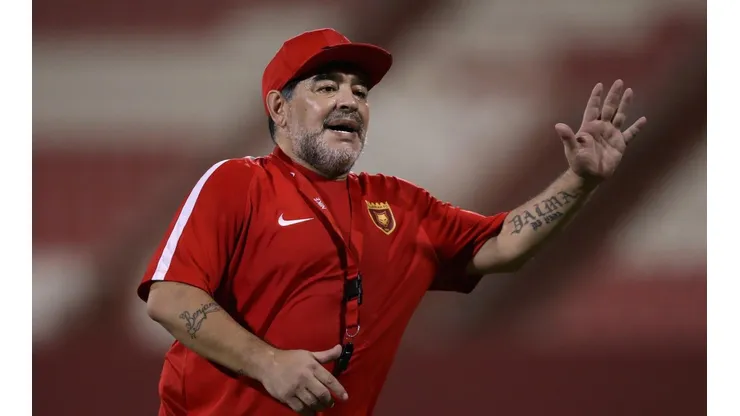 Diego Maradona volvió a la dirección técnica.