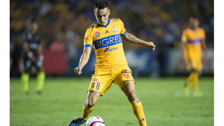 SIN MINUTOS. Zelarayán vive su época con menos titularidad en Tigres desde que llegó a fines de 2015.