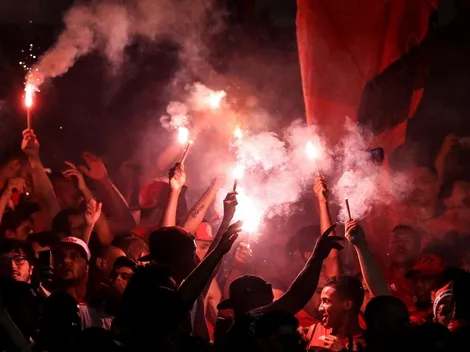 Hinchas de Flamengo se burlan de Argentina con un submarino