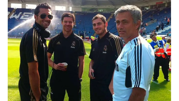 Xabi Alonso y Mourinho y el plan para controlar a Messi.