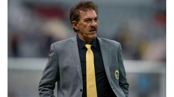 La Volpe tiene ganas de dirigir a Racing, que aún no tiene DT.