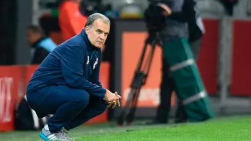 Bielsa la pasó mal en Francia: “Fue obligado a sacar sus cosas como un ladrón”