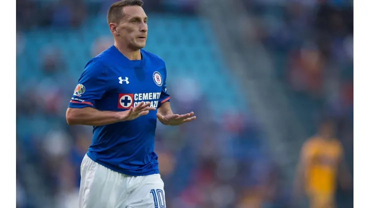 Christian Giménez no seguirá en Cruz Azul y podría regresar a Pachuca.