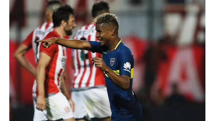 Wilmar Barrios celebra su tanto ante Estudiantes.