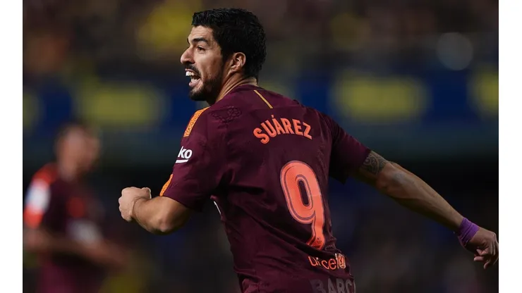 Luis Suárez celebra su tanto ante Villarreal.