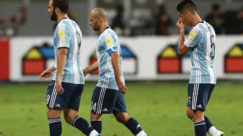 Gonzalo Higuain junto a Javier Mascherano