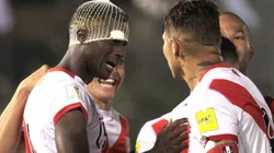 Ramos y Guerrero en un partido de Perú.