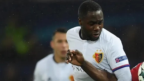 Eder realizó una pirueta de lujo ante Benfica.