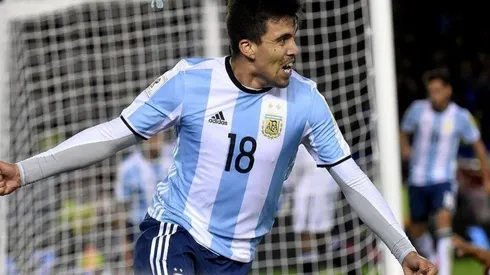 PURO "HUEVO". Acuña celebra el empate ante Venezuela en El Monumental por las Eliminatorias.