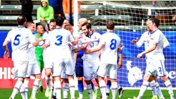 LOS VIKINGOS NO TEMEN. Islandia, después del partido ante Estados Unidos en 2016.