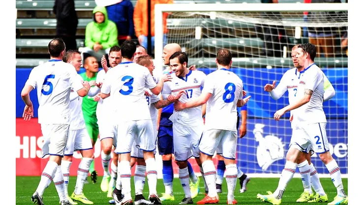 LOS VIKINGOS NO TEMEN. Islandia, después del partido ante Estados Unidos en 2016.