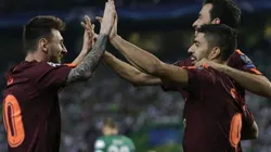 CELEBRA EL BARCELONA. Así festejaron Messi, Suárez y Busquets en Portugal contra el Sporting.