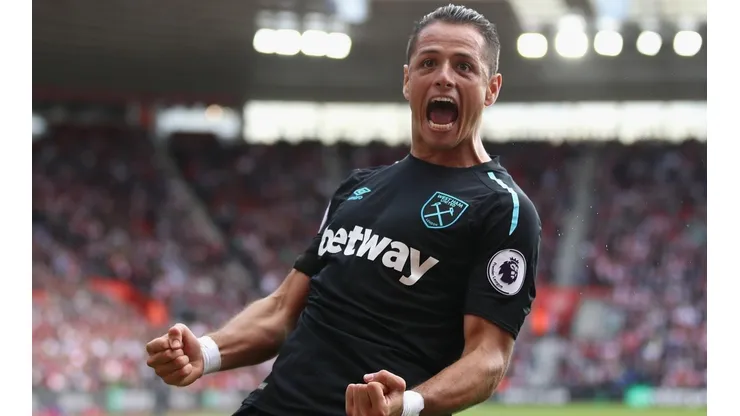 Javier Hernández regresó a los entrenamientos de los Hammers.