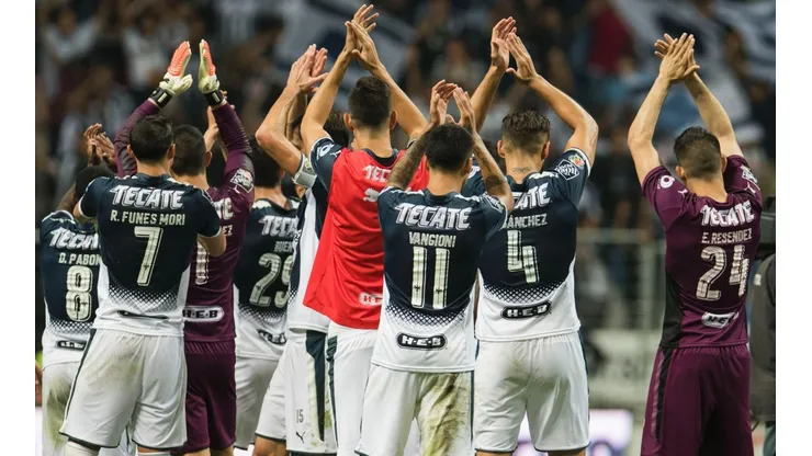 Monterrey goleó a Morelia y está en la final contra Tigres.