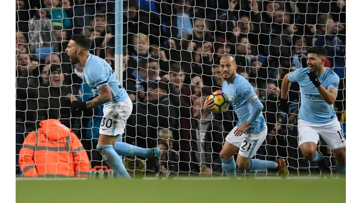 Otamendi celebra el tanto del empate.