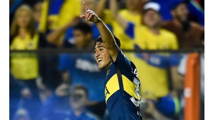 Guido Vadalá festeja su tanto en el primer tiempo.