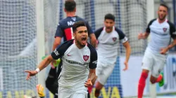 Paulo Díaz festeja su tanto ante Tigre.