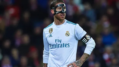 EL ENMASCARADO. Sergio Ramos, con protección por su fractura nasal, fue expulsado sobre el final (Foto: Getty).