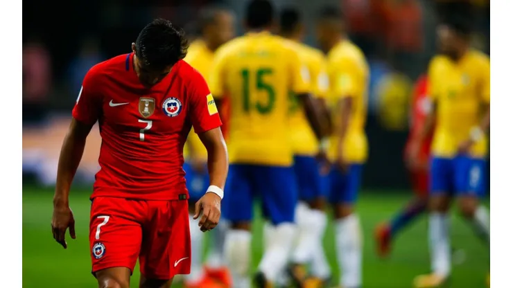 LAMENTO. Alexis, tras quedar eliminado luego de perder ante Rusia.