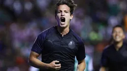 CON UN PIE AFUERA. Carlos Fierro podría haber gritado sus últimos goles con el Rebaño Sagrado.