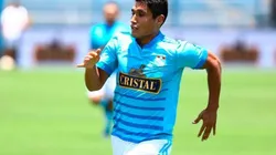 Írven Ávila, defendiendo los colores de Sporting Cristal.