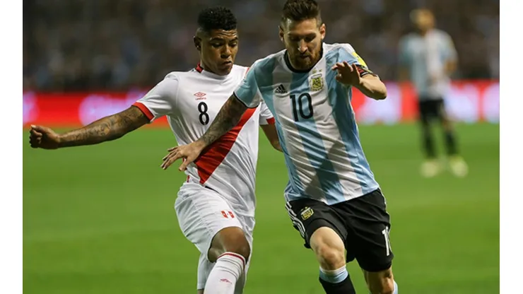 Wilder Cartagena tuvo la posibilidad de marcar a Lionel Messi en las Eliminatorias.