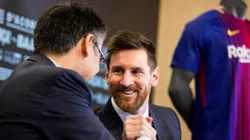 Lionel Messi vuelve a estrechar la mano de Bartoméu