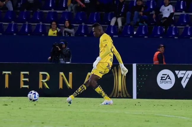 Villa tuvo pocos minutos en Independiente del Valle. (Foto: @SoyIDV)