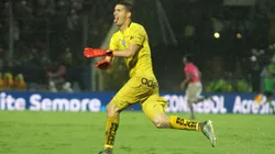 Jorge Pinos se va a jugar al extranjero