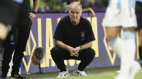 La Selección de Uruguay de Marcelo Bielsa podría bajar a Argentina del primer puesto del Ranking FIFA.
