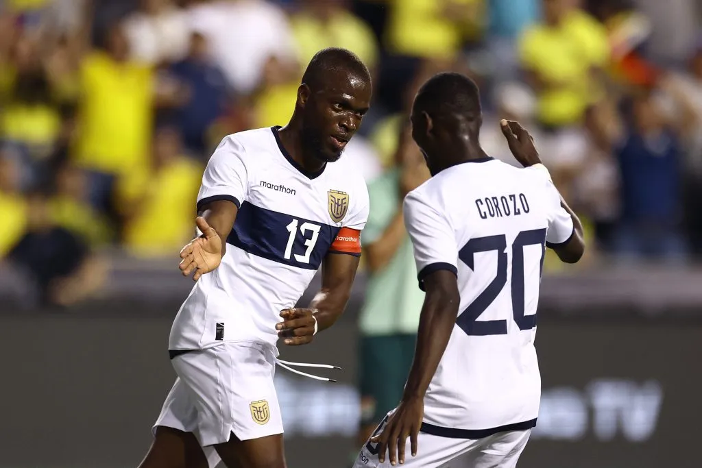 Janner Corozo jugando en la Selección Ecuatoriana. (Foto: Getty).