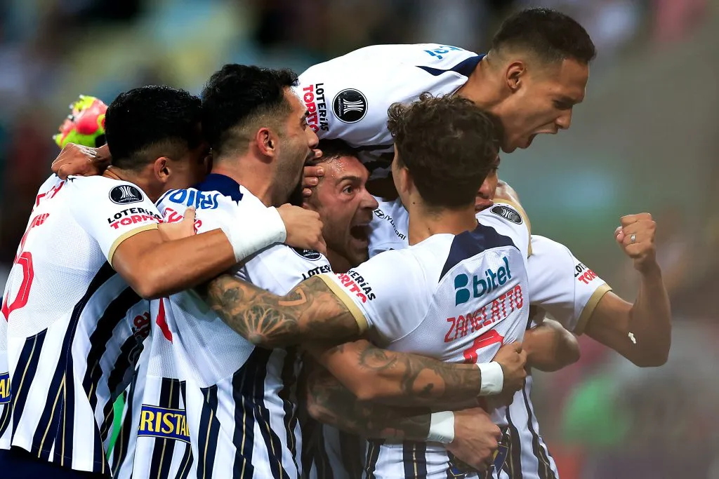 Adrián Arregui jugando en Alianza Lima. (Foto: Getty).