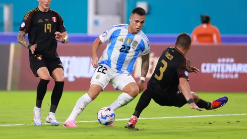 Lautaro Martínez durante el último cruce entre Argentina y Perú en la Copa América