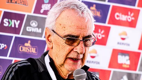 Jorge Fossati discute con argentina por negar banderazo