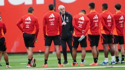 Selección Peruana en problema previo a jugar con Chile