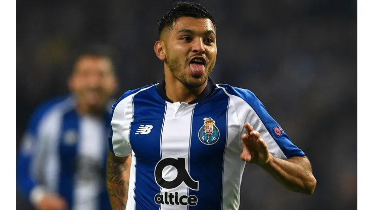¿Vuelve Tecatito?