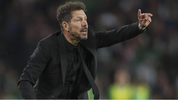 Atlético de Madrid suma a Filipe Luis como una alternativa para cuando Diego Simeone deje de ser el entrenador.