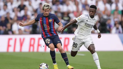 Sergi Roberto y Vinícius Júnior.