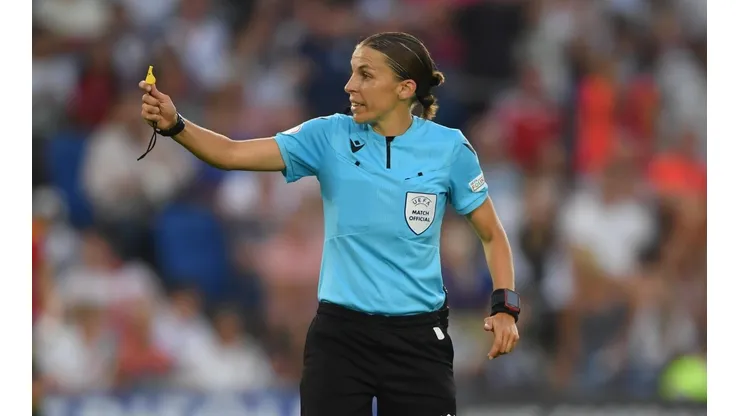 ¿Quién es Stéphanie Frappart, la árbitra de Alemania vs. Costa Rica por el Mundial de Qatar 2022?