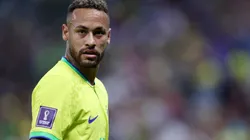 Neymar con Brasil ante Serbia.