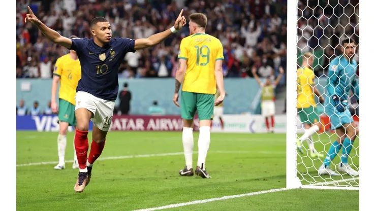 Festejo de Mbappé, la gran estrella de Francia.