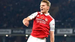 Martin Odegaard en festejo de gol.