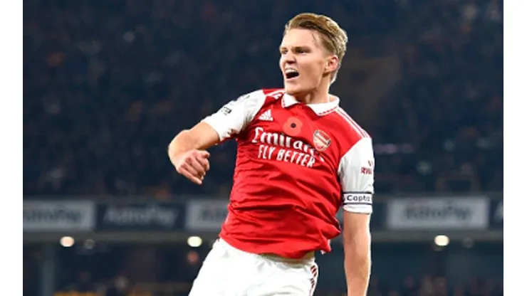 Martin Odegaard en festejo de gol.