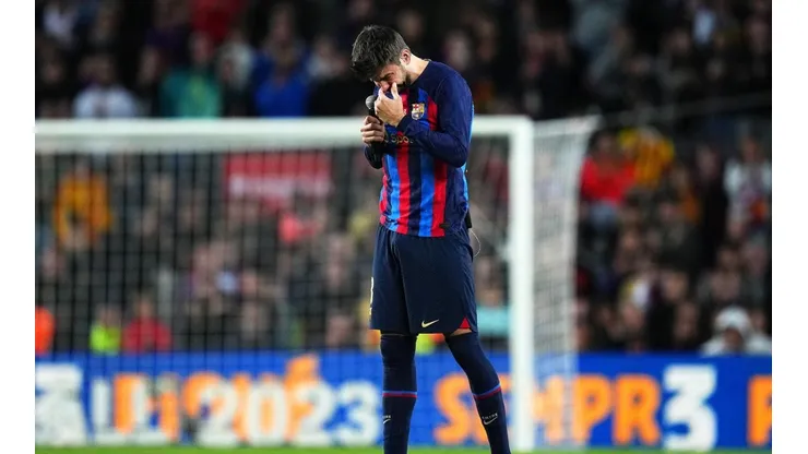 Entre lágrimas fueron las palabras de Piqué.