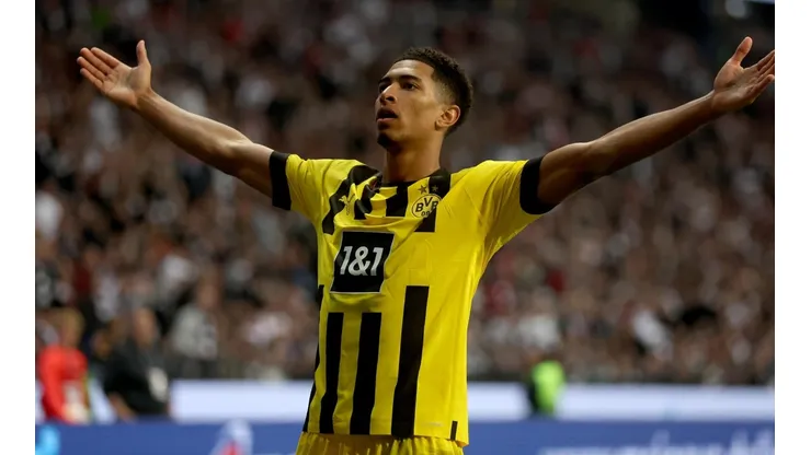 Jude Bellingham en festejo de gol con Borussia Dortmund.